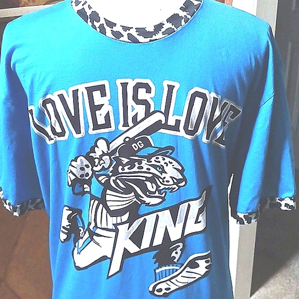 DOLCE & Gabbana Love Is Love King Graphic Leopard Short Sleeve T-Shirt Size 60